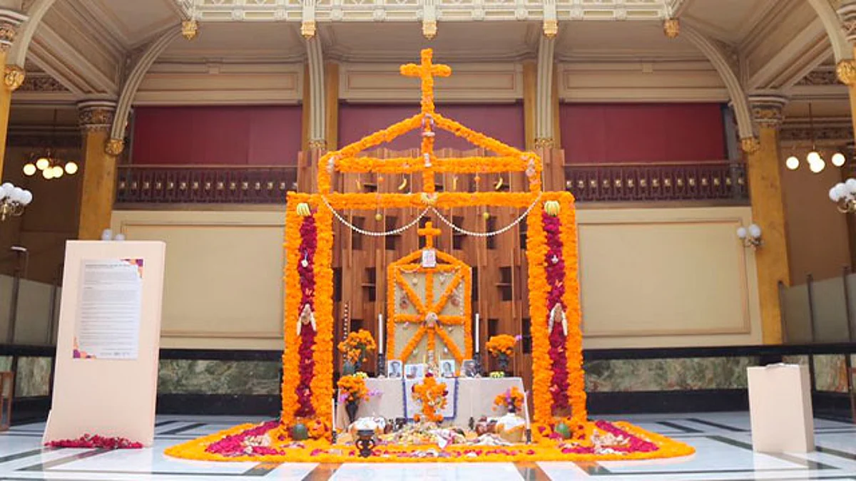 El segundo lugar fue para "Somos Tradición” de Hoteles MX y el tercer lugar lo obtuvo el Hotel Isabel con la ofrenda “Bienvenidos"