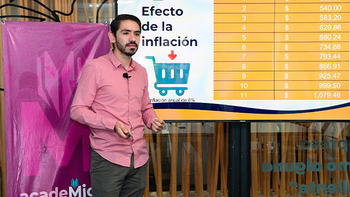 Jorge Barriga ofreció la charla “Finanzas Personales Sanas –No es ciencia, es hábito”