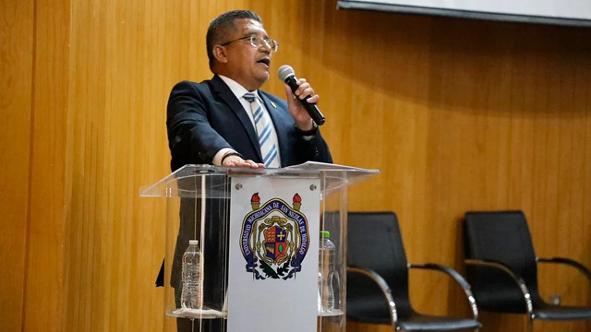 Con ponencias, titular de SSP instruye “El modelo actual de la seguridad en México”