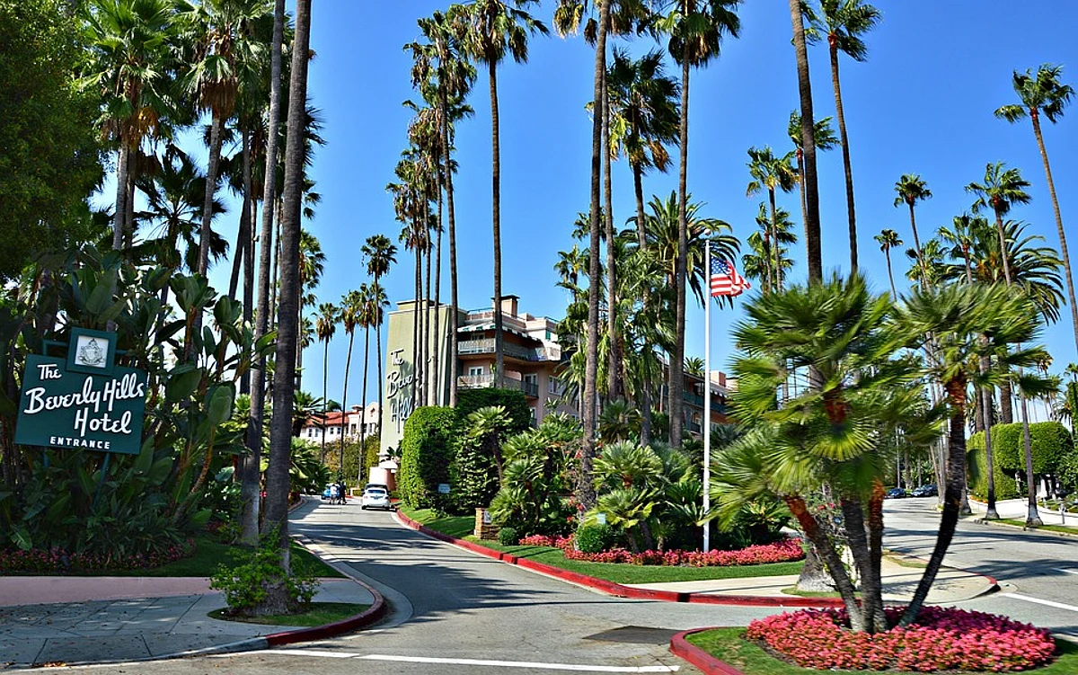 Beverly Hills es conocida por sus grandes mansiones donde viven estrellas de cine