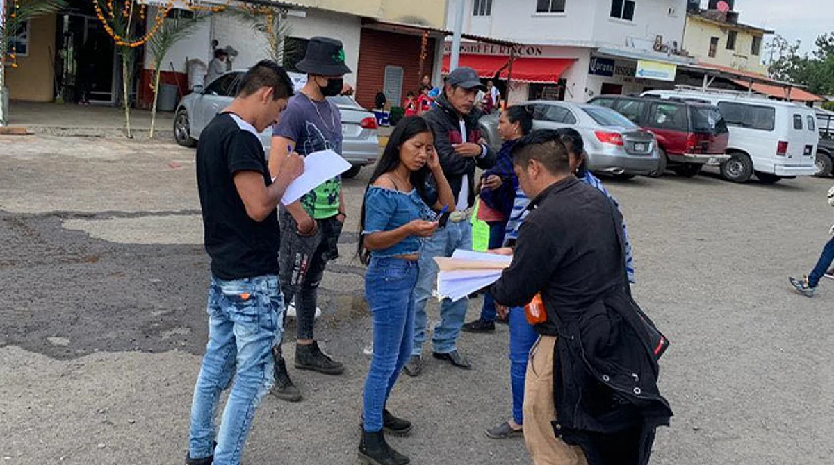 Sedeco y SNE dan seguimiento a jornaleros que trabajarán temporalmente en estados del norte