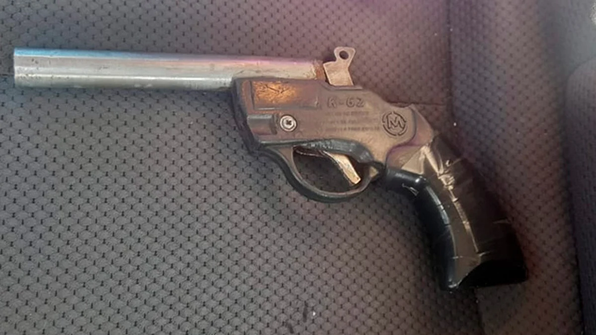 Dejan arma de fuego en la calle, Policía Morelia la retira y resguarda