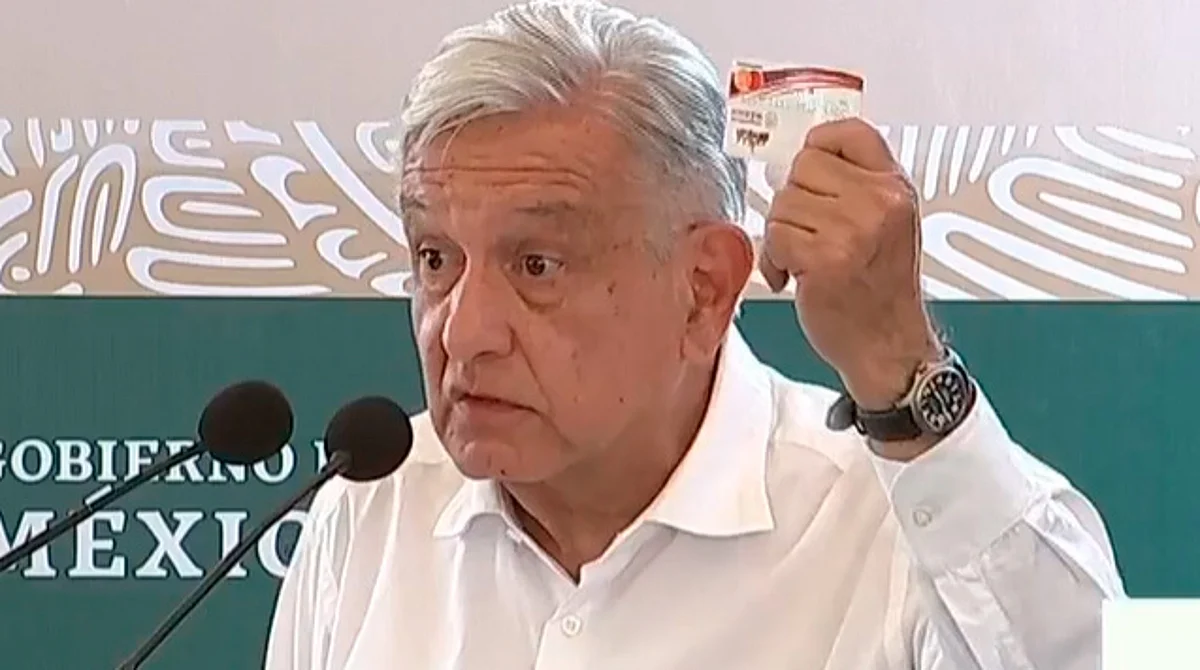 AMLO pide agilizar entrega de tarjetas del Banco del Bienestar
