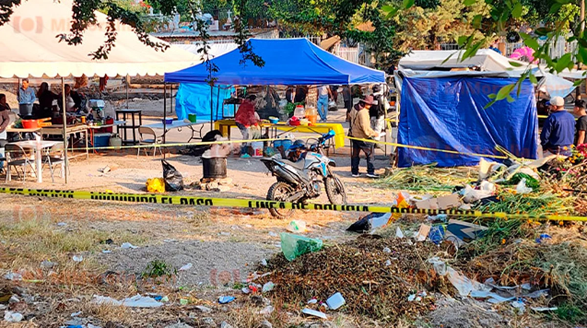 Michoacán: ataque armado en panteón deja dos hermanos muertos