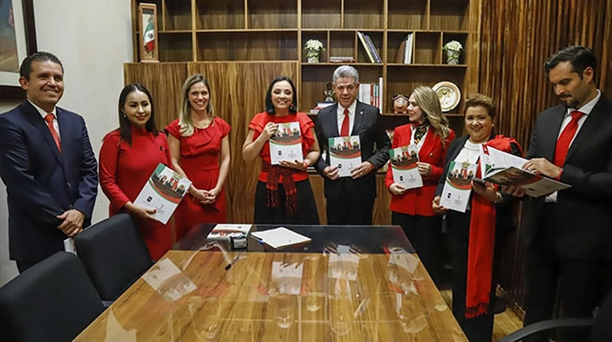 No es necesario cambio de coordinador en bancada del PRI: Daniela de los Santos