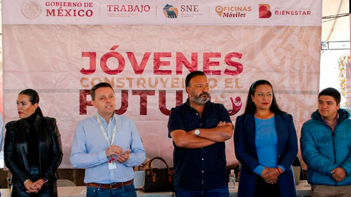 Se espera una afluencia de 200 jóvenes en la oficina móvil instalada en la plaza Vasco de Quiroga