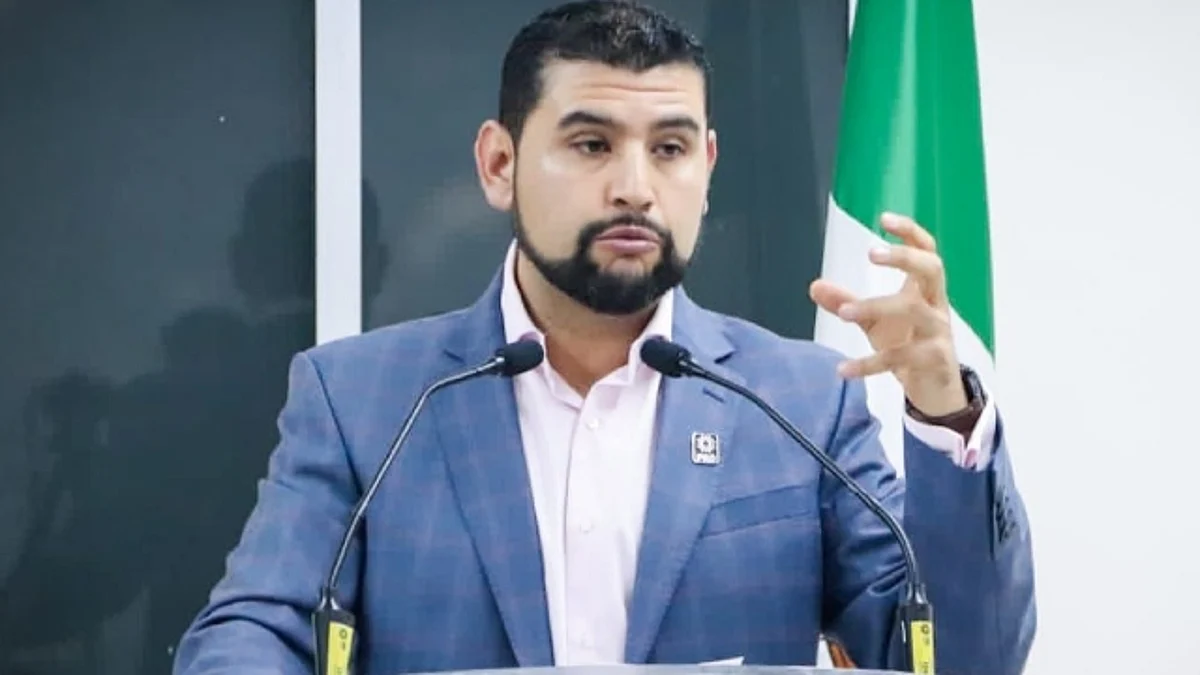 El gobierno estatal anterior nunca solicitó recursos a los municipios para equiparlos como lo hace esta administración