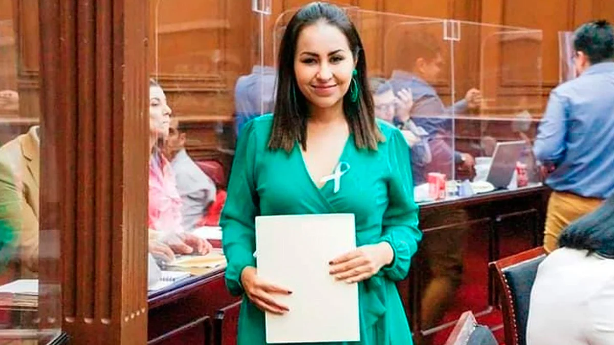 Necesario apostar a la competitividad como detonante del desarrollo en nuestras regiones: Gloria Tapia