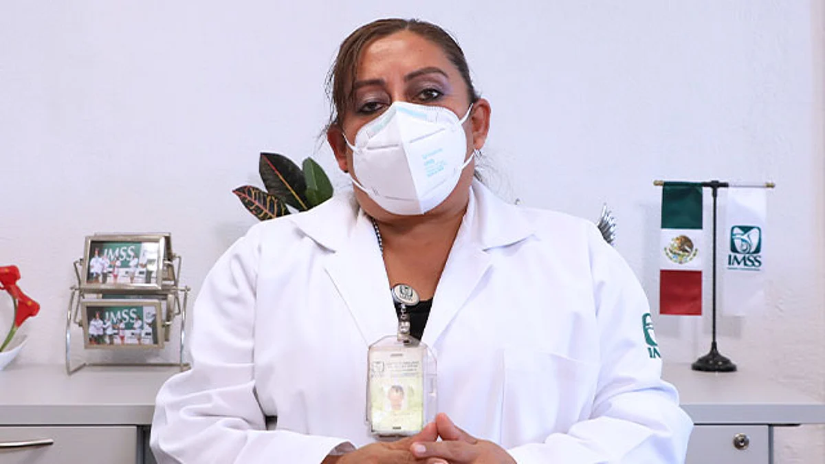 La doctora Eréndira Medina Pérez, coordinadora de Programas Médicos de la División de Medicina Familiar, indicó la importancia de acudir a los Módulos PrevenIMSS donde se realiza la detección oportuna de enfermedades