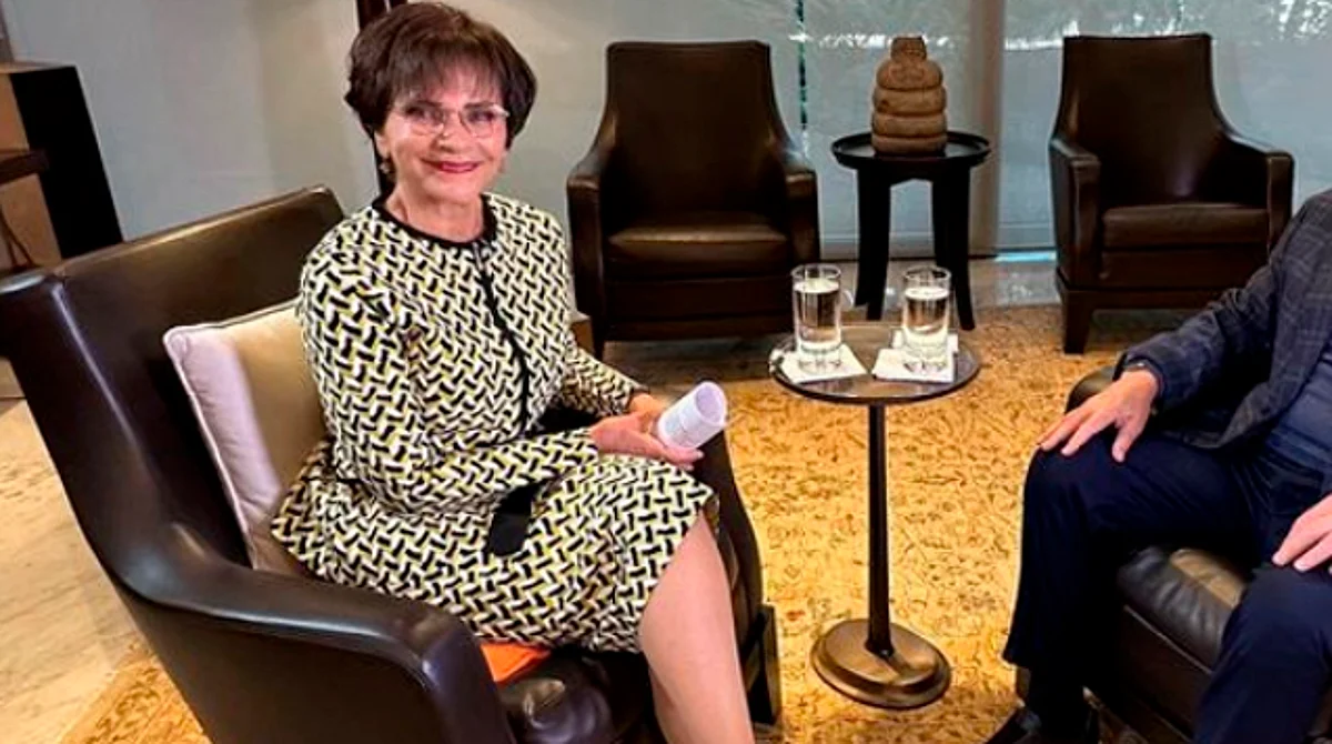 Pati Chapoy sube foto con poderoso hombre y confirma las sospechas