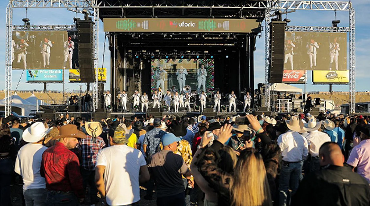 Habrá bailazo con Los Recoditos, El Fantasma, Virlán García y más, en el estadio Morelos