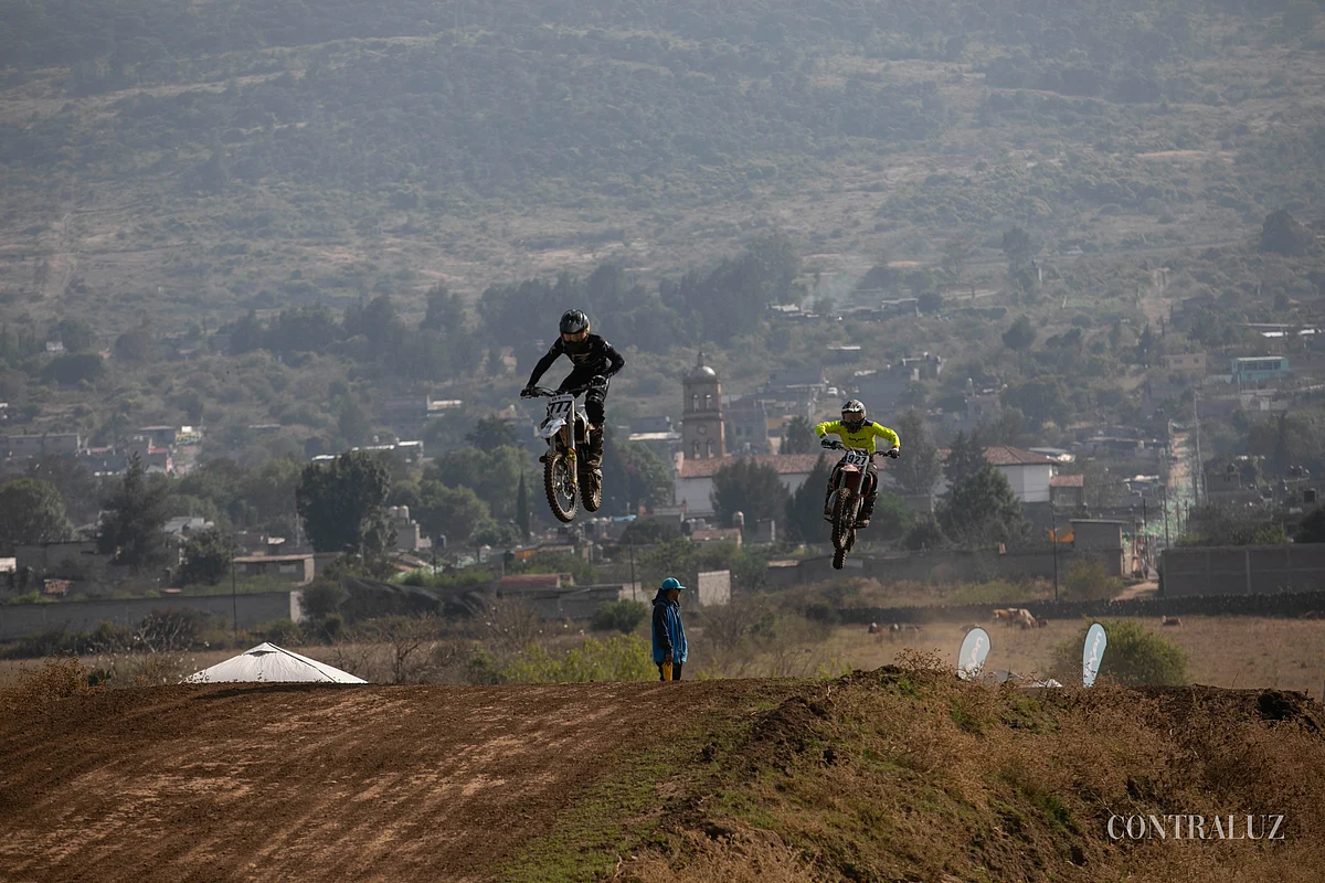 Arranca gran final del Campeonato Nacional de Motocross en Capula