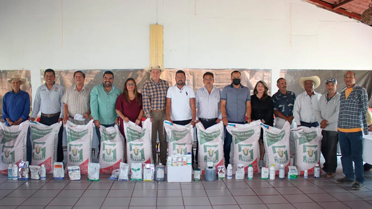 Apoya Gobierno de Tarímbaro a productores del campo con entrega de semillas