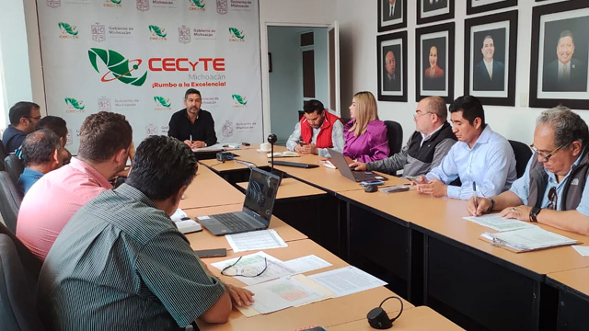Refuerza Cecytem Modelo de Educación Dual