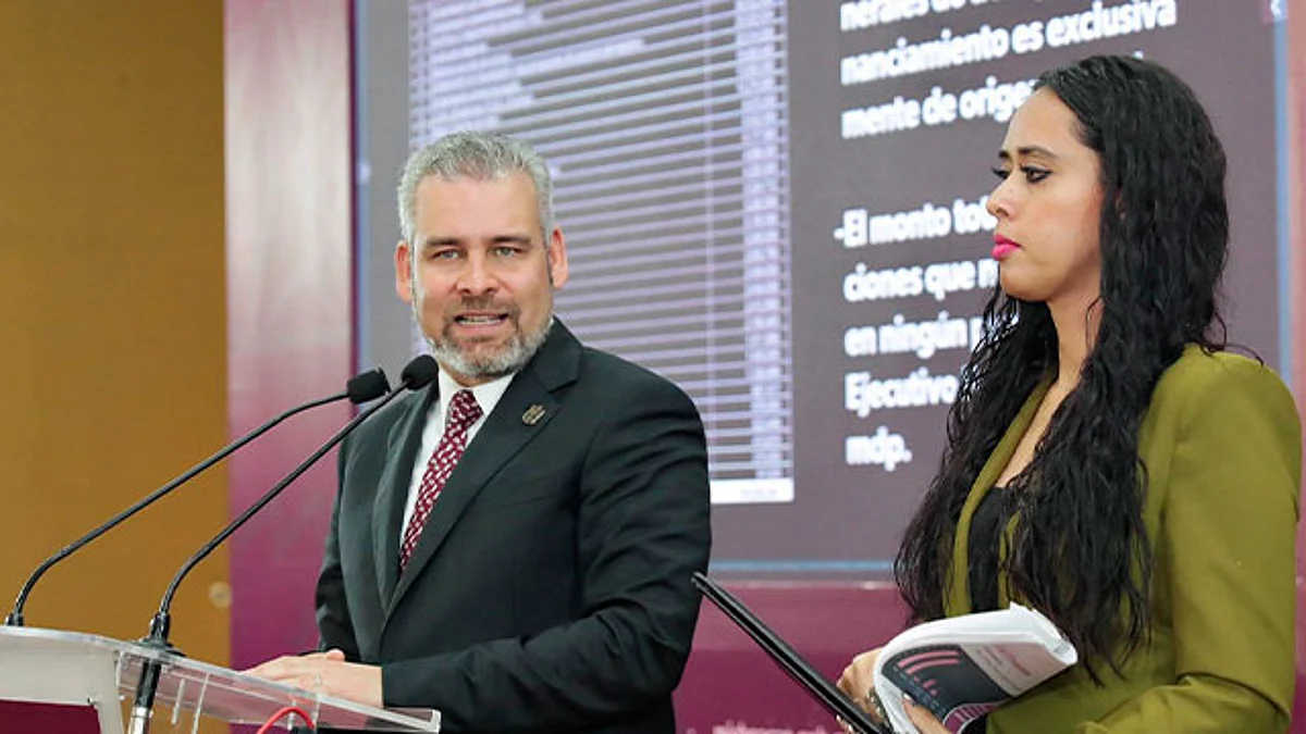 El gobernador Ramírez Bedolla señaló que él personalmente percibe ingresos mensuales por 73 mil 185 pesos
