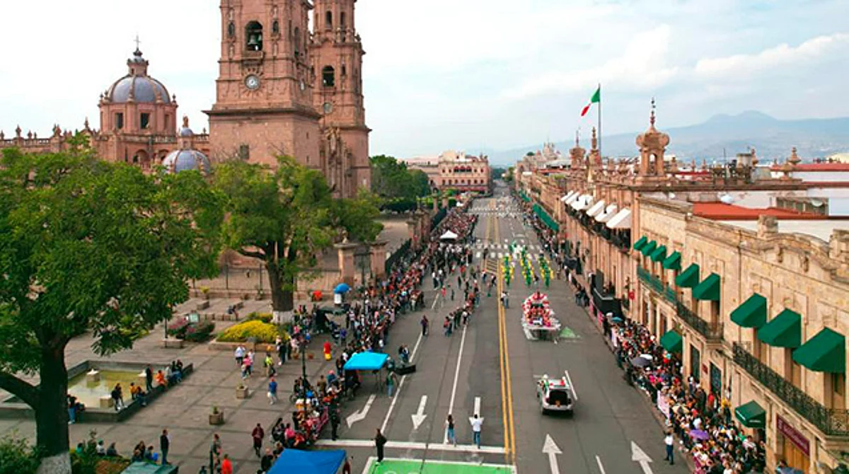 Sin incidentes, concluye desfile de la Revolución Mexicana en Morelia: SSP