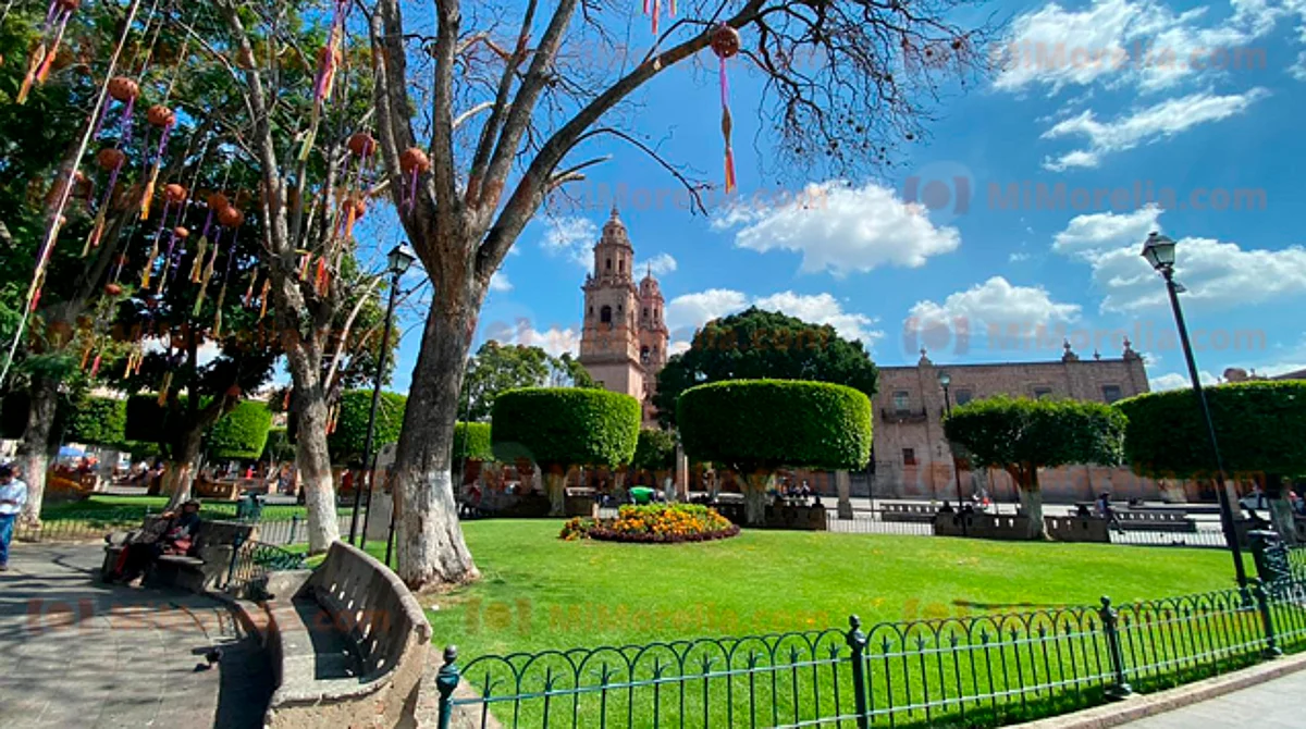 Sonorizan Plaza de Armas de Morelia con 67 altavoces