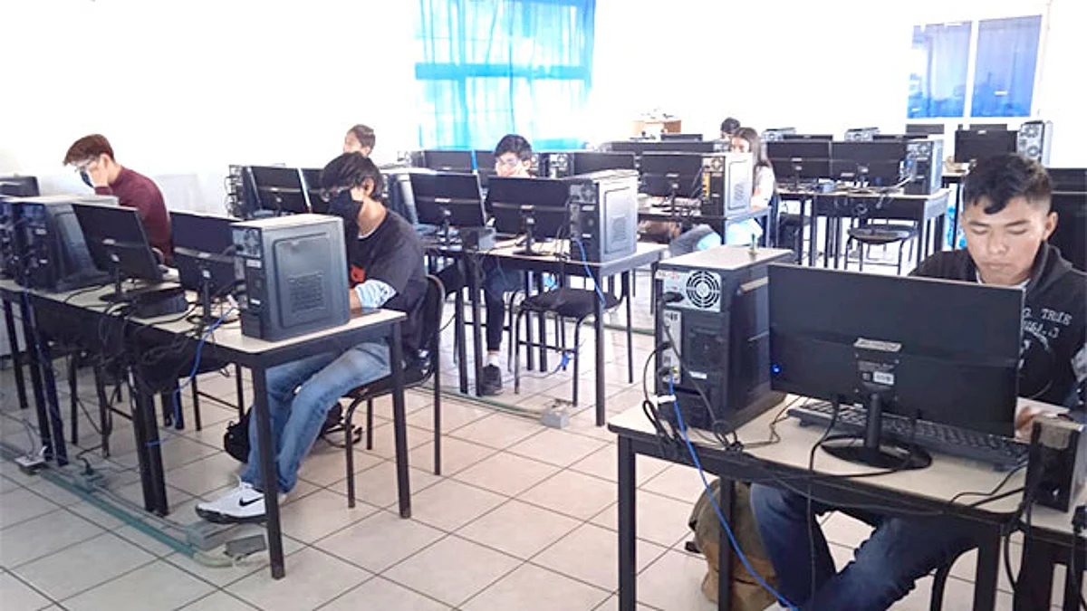 Los alumnos demostraron y pusieron en práctica sus conocimientos de programación de computadoras