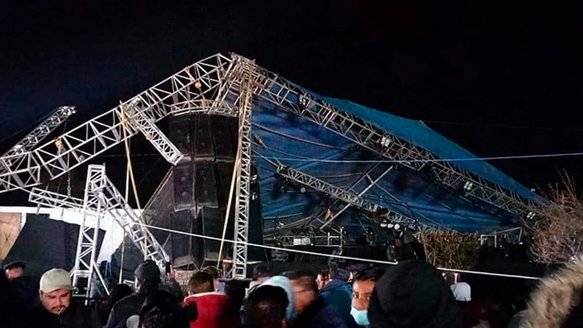 En plena posada comunal, se desploma escenario en Hidalgo