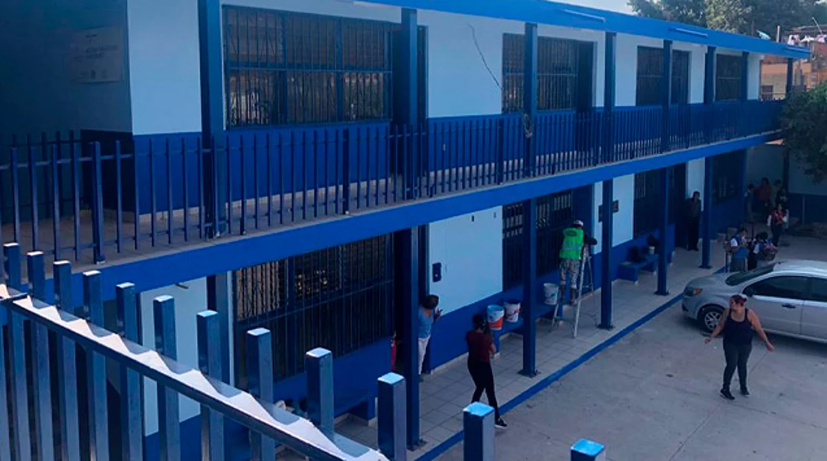 Avanza SCOP en rehabilitación de escuela primaria en Zamora