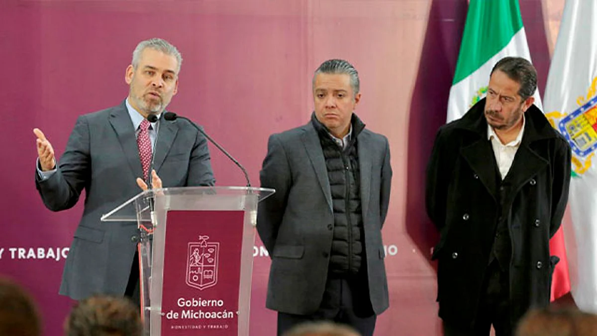 El mandatario destacó el recurso histórico para proyectos carreteros, hidráulicos y de movilidad