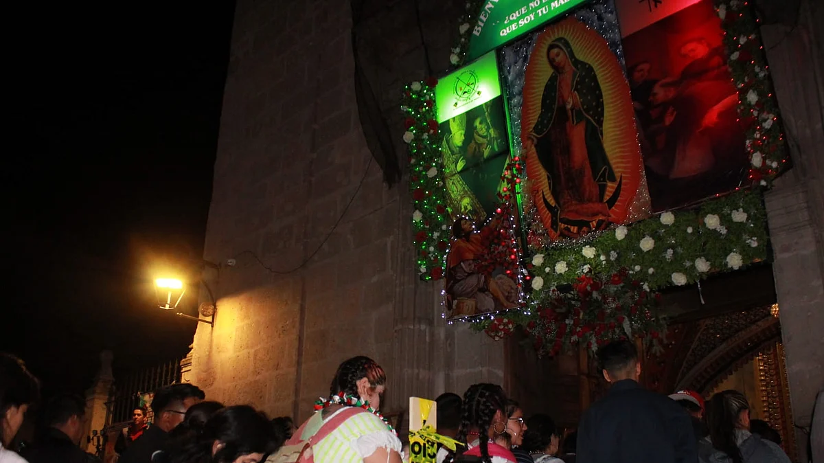 "La Virgen Morena", la fe que mueve a papás de niños enfermos