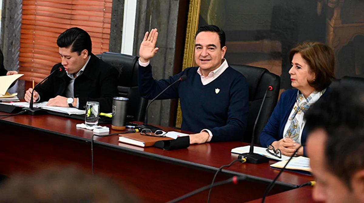 Continuarán proyecto del segmento surponiente del Circuito Vial Galeana en Zamora