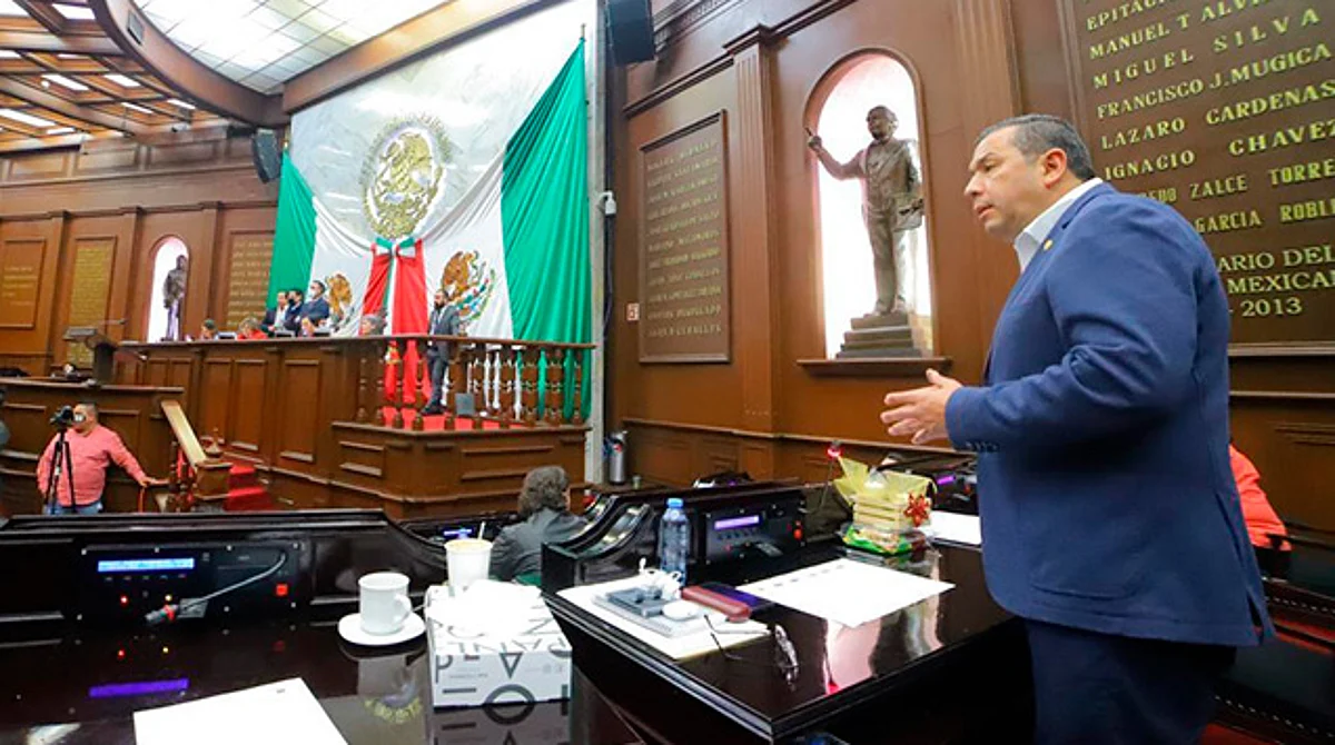 Vota Barragán en contra de incrementos propuestos por el municipio de Morelia