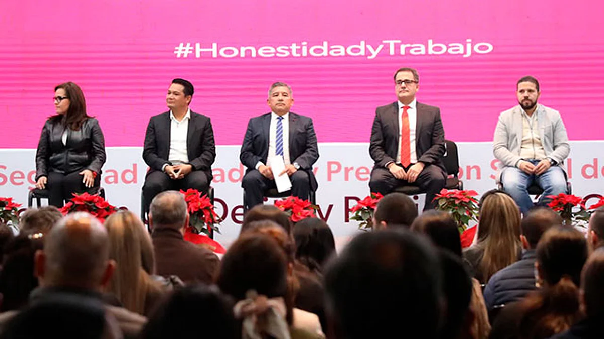El objetivo es reforzar el compromiso de la construcción de gobiernos ciudadanos y para abatir las crisis, mediante la participación de todos los sectores de la sociedad
