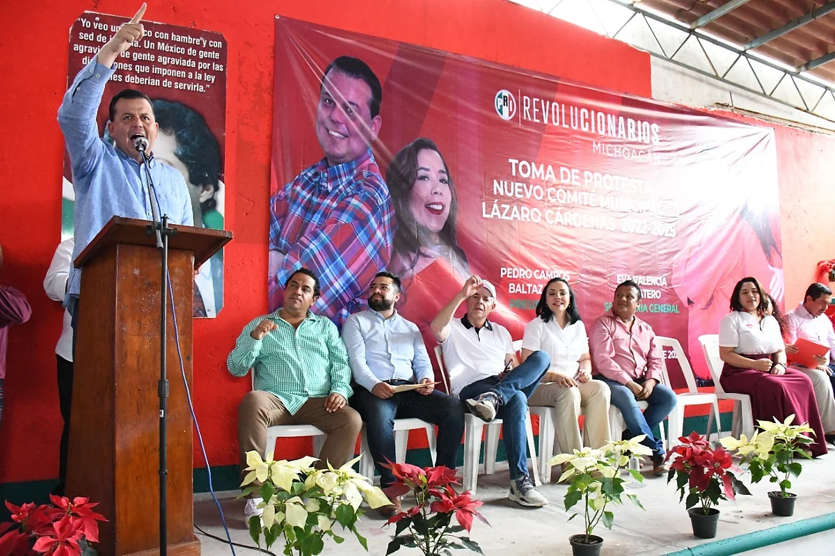 Tenemos que buscar a seccionales, amigos y militantes que dejaron de estar en el PRI por alguna razón: Xóchitl Ruíz