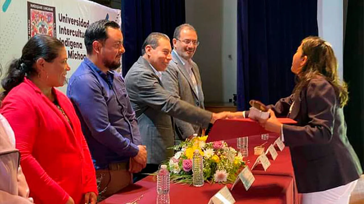 El rector de la Universidad Intercultural Indígena reconoció el trabajo de todos los coordinadores de dichas carreras