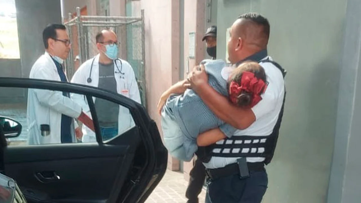 La pequeña de 8 años llegó estable al Hospital del IMSS en Charo
