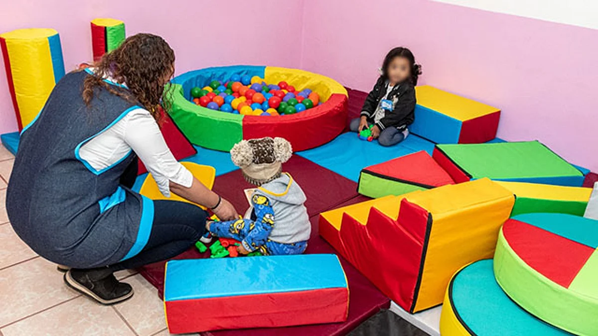 El objetivo es atender el mayor número posible de niñas y niños, a través de tres ejes centrales como son lo formativo, educativo y afectivo