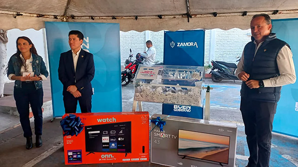 Zamora: realizan sorteo de 6 pantallas a usuarios que pagaron en Buen Fin en SAPAZ