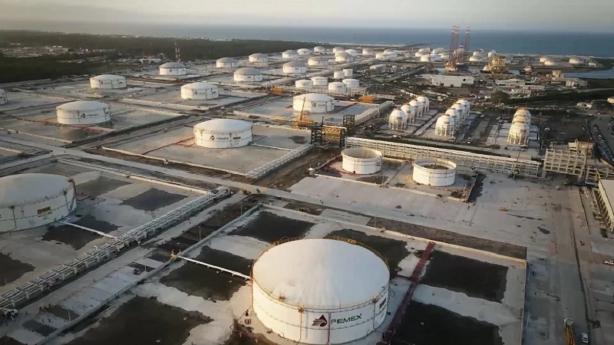 Refinería Olmeca producirá 340 mil barriles diarios de crudo en septiembre de 2023: AMLO