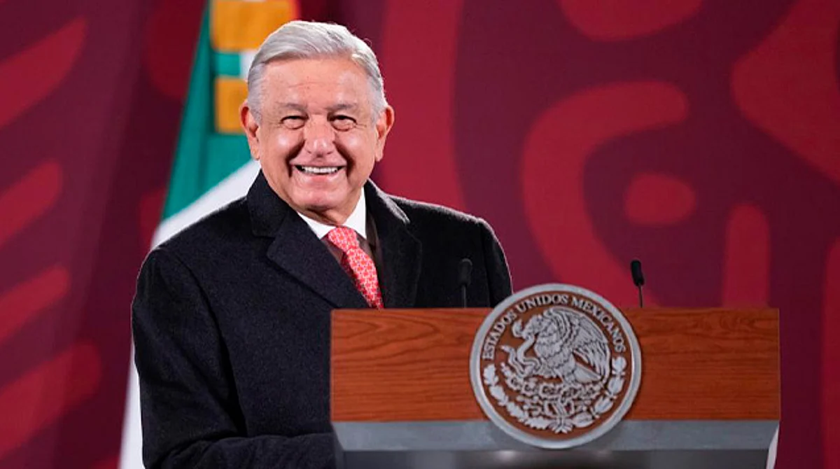 "Algo es algo"; AMLO celebra aprobación de su plan B electoral, ¿qué implica?