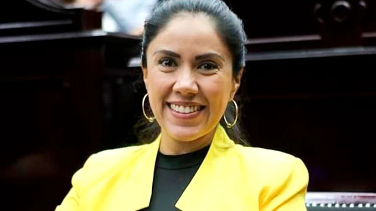 Con esta reforma se contribuye a las personas del exterior de Morelia para que cualquier persona pueda solicitar su valor legal sin tener que desplazarse hasta Morelia
