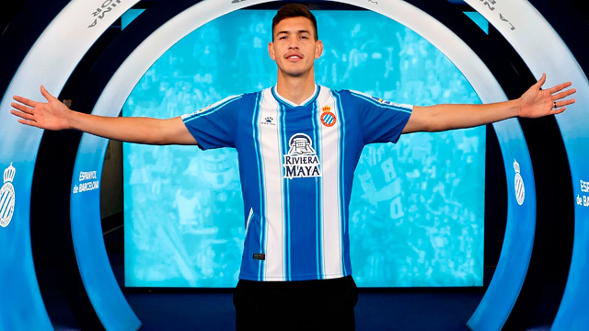 César Montes ya luce uniforme del Espanyol