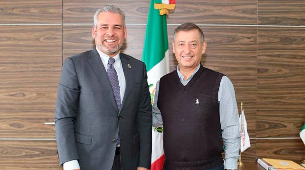 Bedolla e ISSSTE acuerdan incorporar a docentes jubilados a servicios de salud