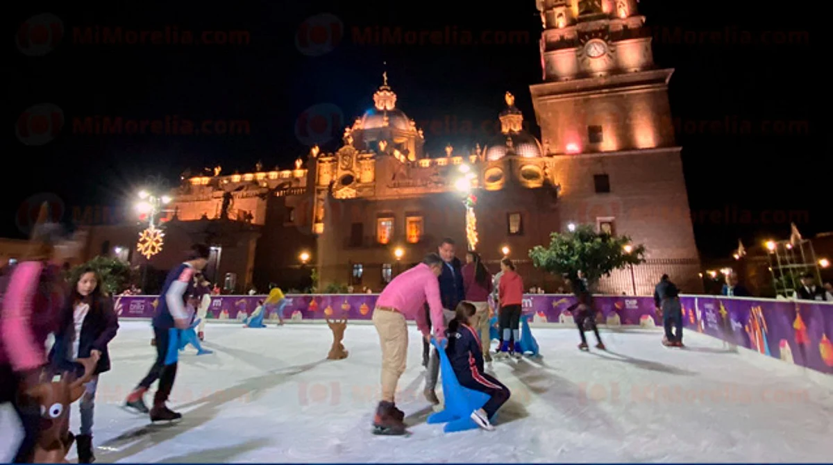 Este viernes abre pista de hielo gratuita en el Centro de Morelia