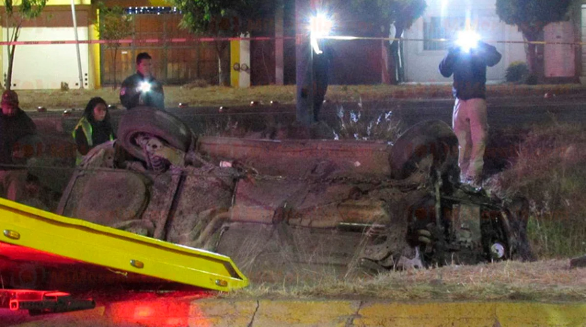 Guardia Civil, el fallecido en volcadura de automóvil cerca del Estadio Morelos