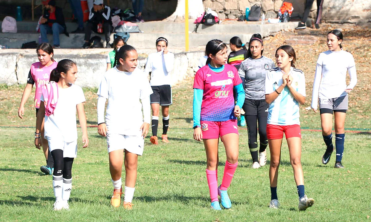 El calendario selectivo tiene en puerta los procesos selectivos de las disciplinas de aguas abiertas, bádminton, voleibol, breaking, boxeo, pesas y ciclismo de montaña, en el resto del mes de enero