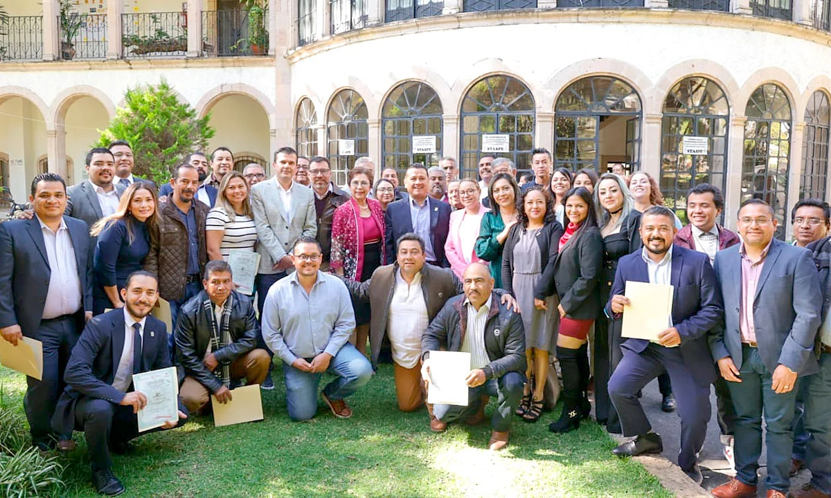 Entregó 20 constancias a agentes políticos y de vinculación que aprobaron satisfactoriamente el Curso de Introducción para Formación de Mediadores en Conflictos Sociales