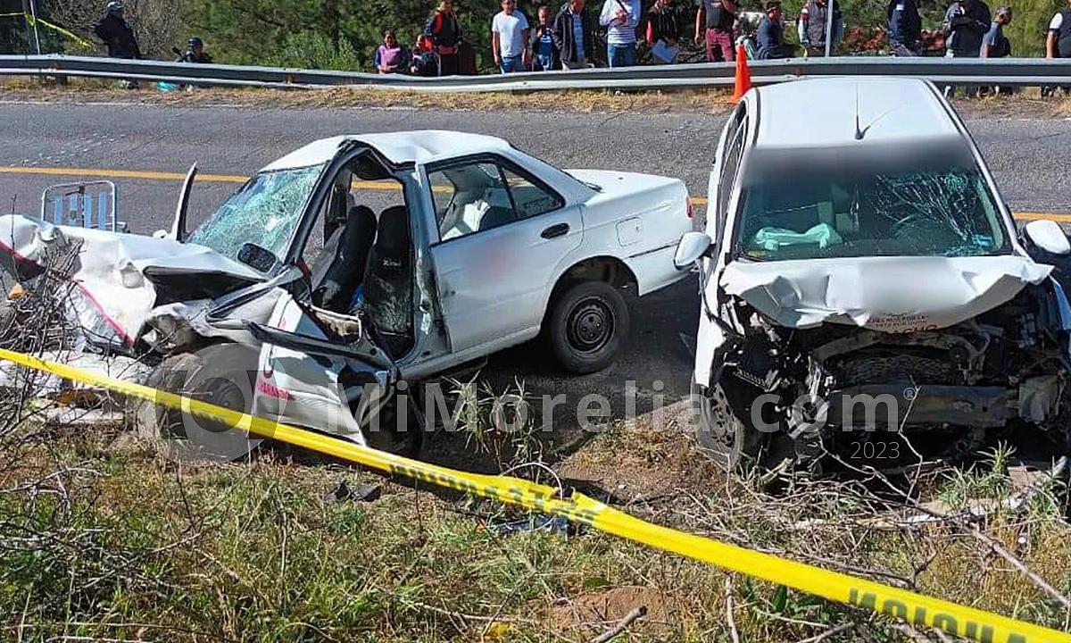 Profesor muere en un choque de taxis en Cherán