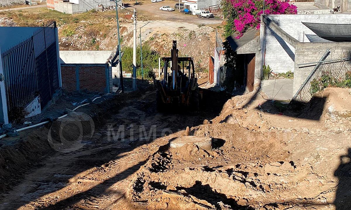 Morelia: rehabilitan calle en la colonia Piedra Lisa tras denuncia en MiMorelia.com