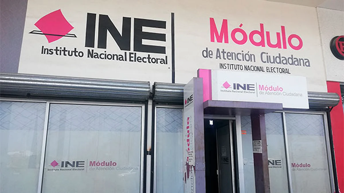 Para conocer la dirección, días y horarios de atención de los Módulos, se recomienda consultar ubicatumodulo.ine.mx