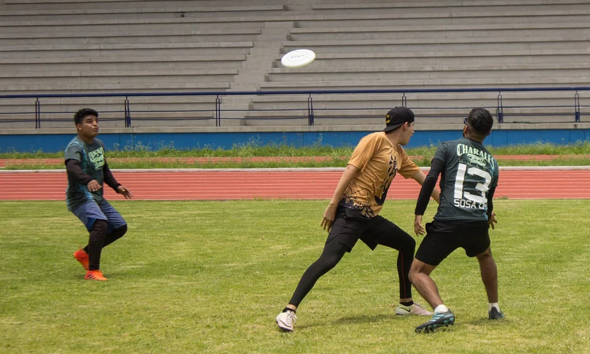Crean equipo de ultimate frisbee en Morelia; invitan a unirse