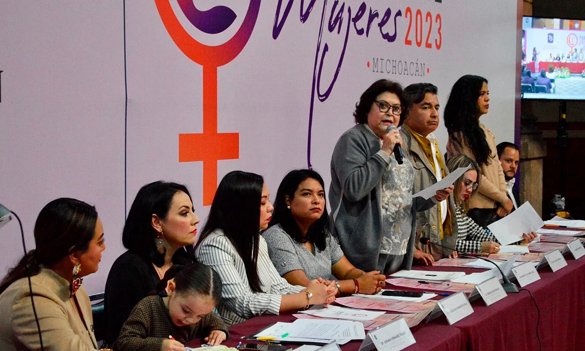 Amplía 75 Legislatura la convocatoria del Primer Parlamento de Mujeres en Michoacán