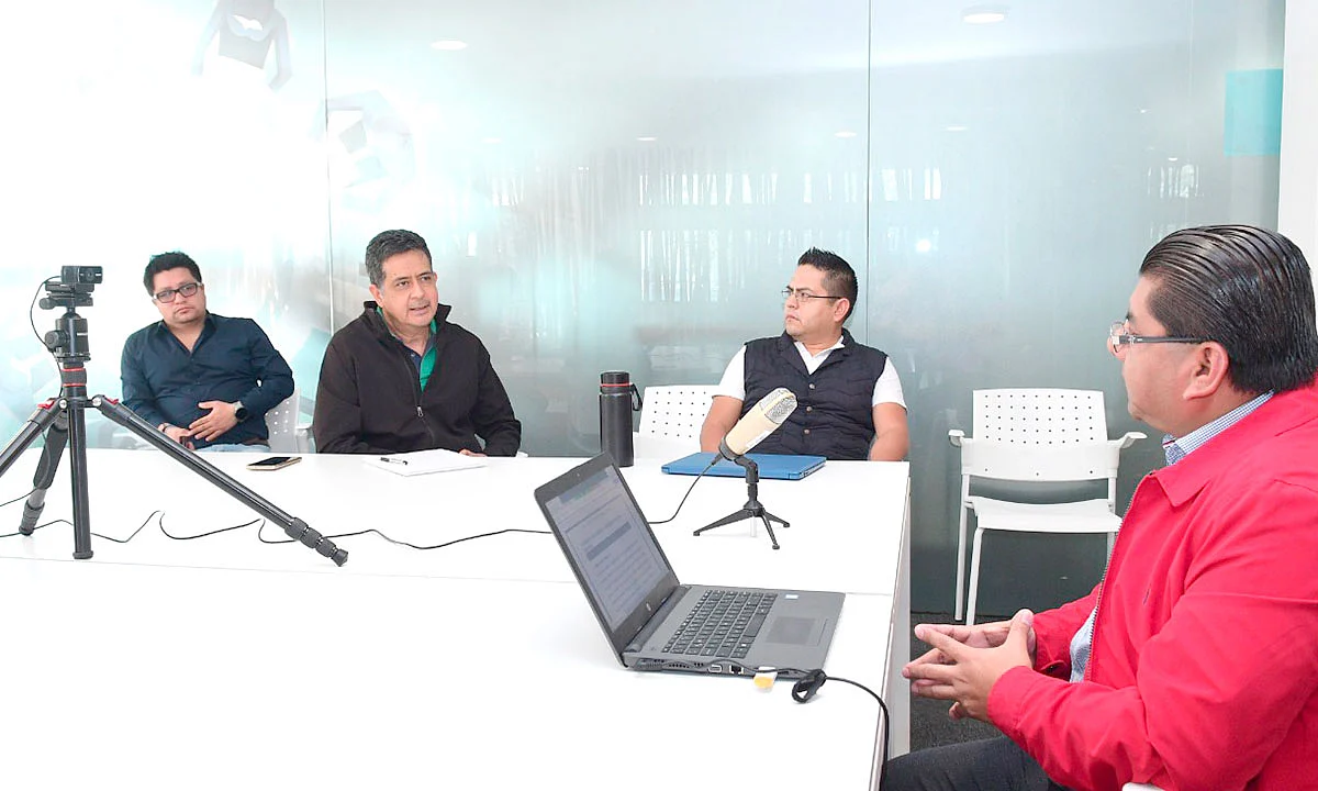 Las personas interesadas en consultar las sesiones del curso Diseño y elaboración de proyectos de inversión, pueden hacerlo a través de la cuenta de Facebook de Espacio Emprendedor