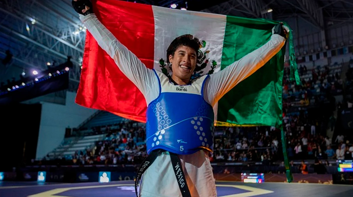 El mexicano Carlos Sansores encabeza rankings internacional y olímpico de taekwondo